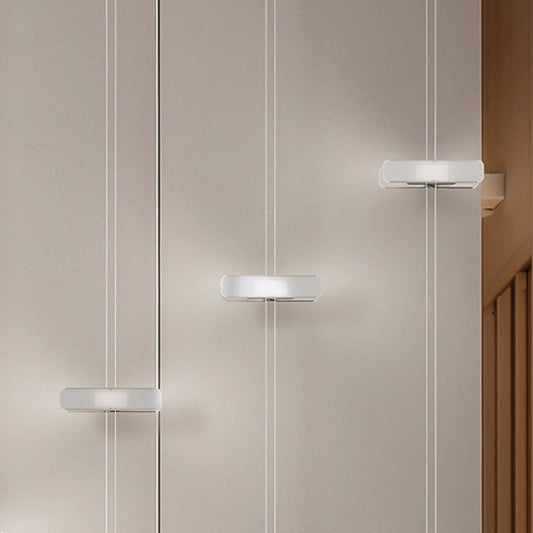 Double Horizontal Floor to Ceiling Pure