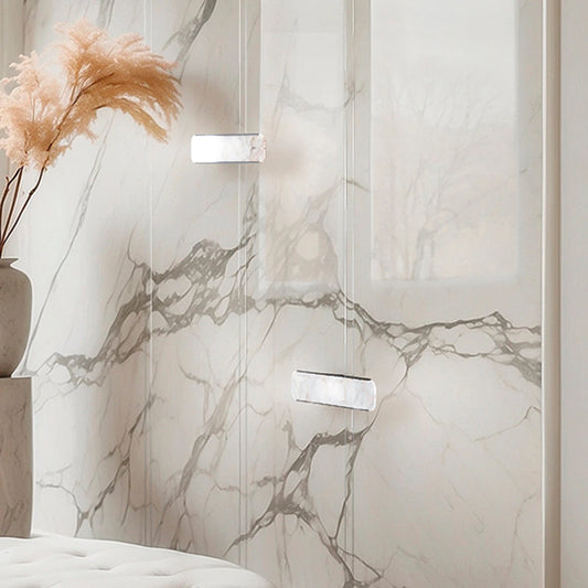 Single Horizontal Floor to Ceiling Marble